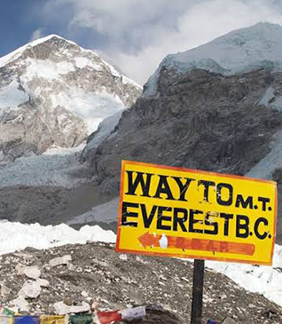 everest.jpg
